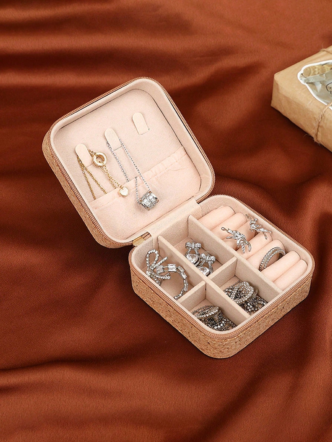 กล่องเก็บเครื่องประดับลายโบฮีเ - Travel Accessories Jewelry บทวิจารณ์และราคา